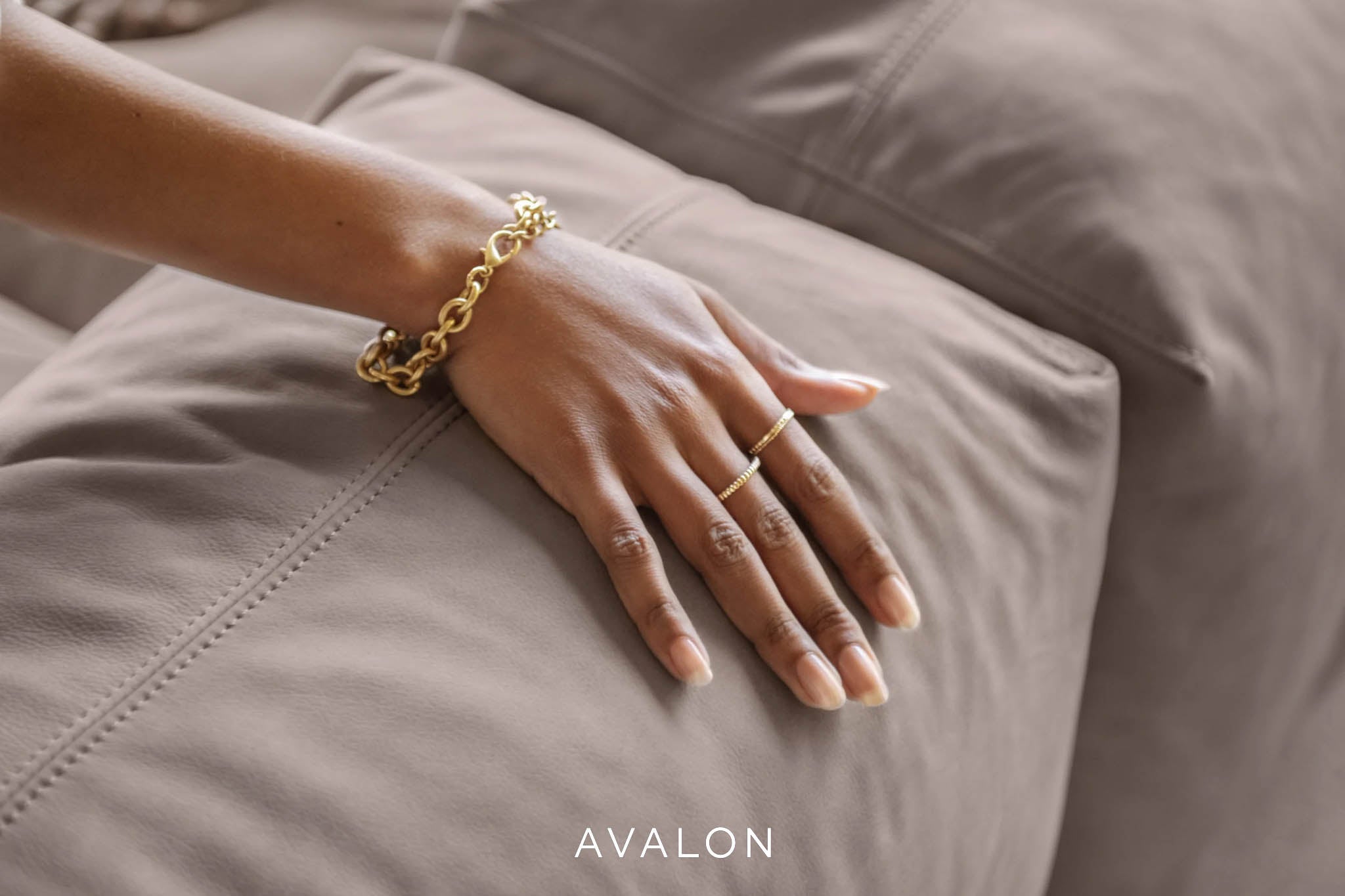 Vetsak by Avalon